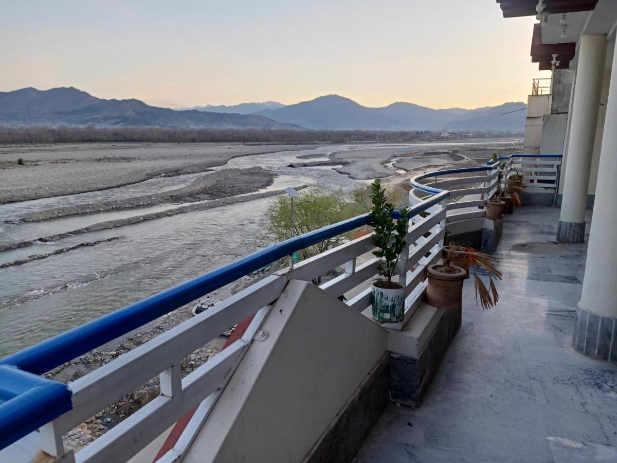 F R Darya E Swat Hotel Saidu Sharif Zewnętrze zdjęcie